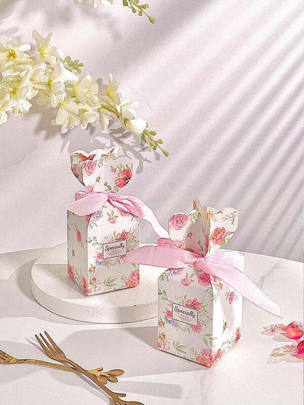 Elegant Bud-Shaped Wedding Favor Box (Vase Style)