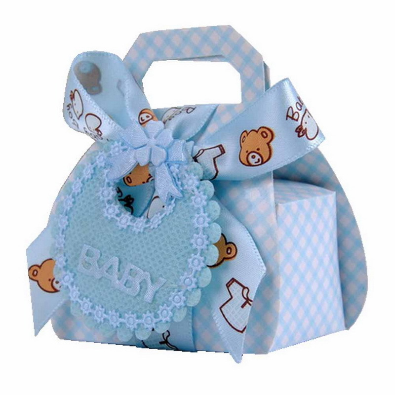 Bib-Style Gingham Gift Box with Handle